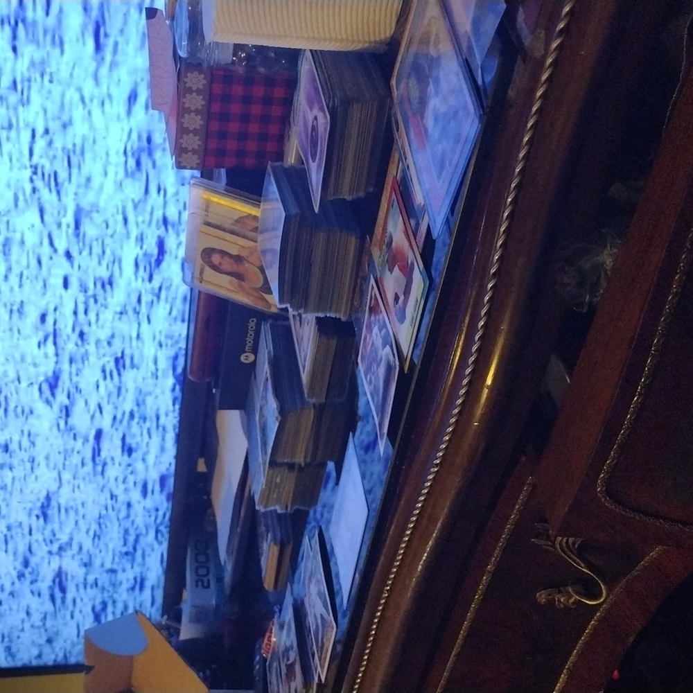 Baseball cards. - Picture 3 of 3